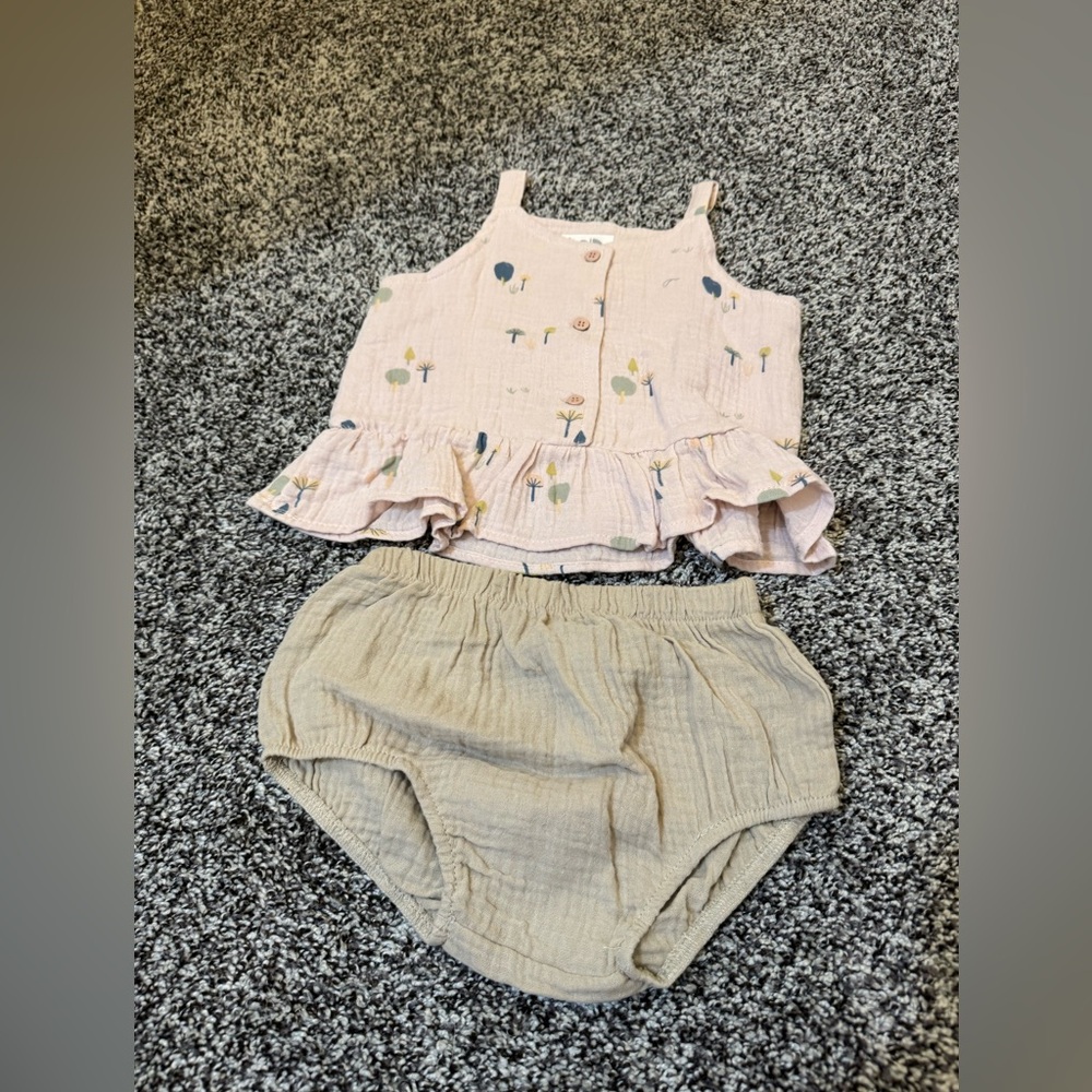 Dot Dot Smile baby 2 piece set new with tags size 18-24 months